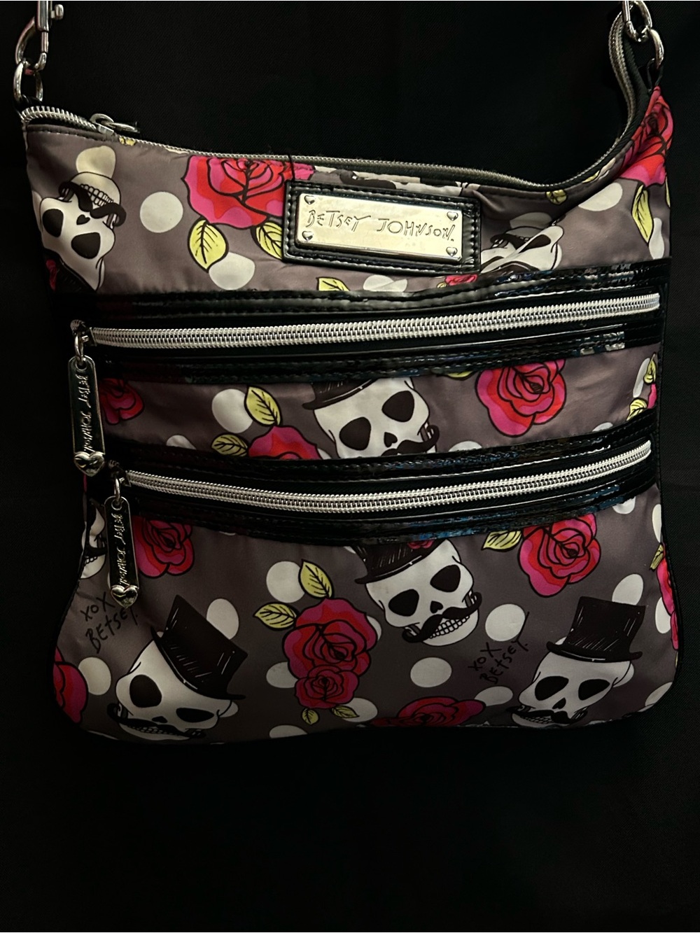 Betsey Johnson Gray Crossbody Shoulder Bag with Pink Rose & White Skull Print